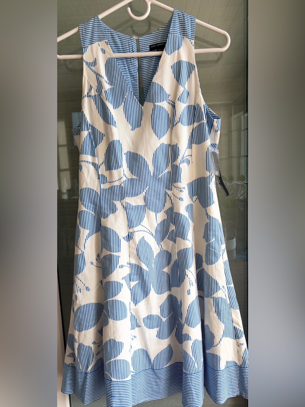 Maggy London Blue & White Floral Midi Dress